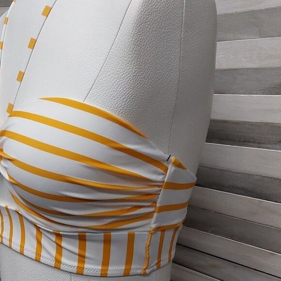 Women's Lightly Lined Tunneled Front Keyhole Bikini Top | Shade & Shore | 34C - Picture 4 of 10